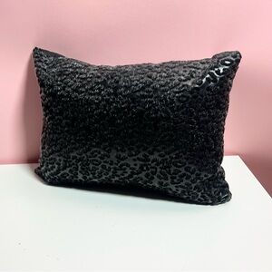 Y2K 2000s mcbling leopard cheetah fur pillow